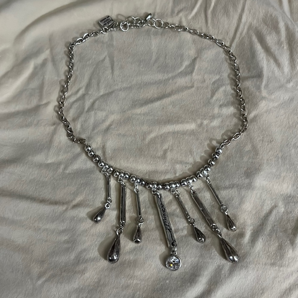 Silver dangly necklace by diddi